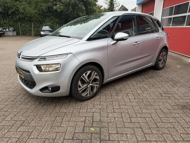 Citroën C4 Picasso 1.2 PureTech 131 PK | Selection | Zeer luxe | Elektisch verstelbare voorstoelen |...