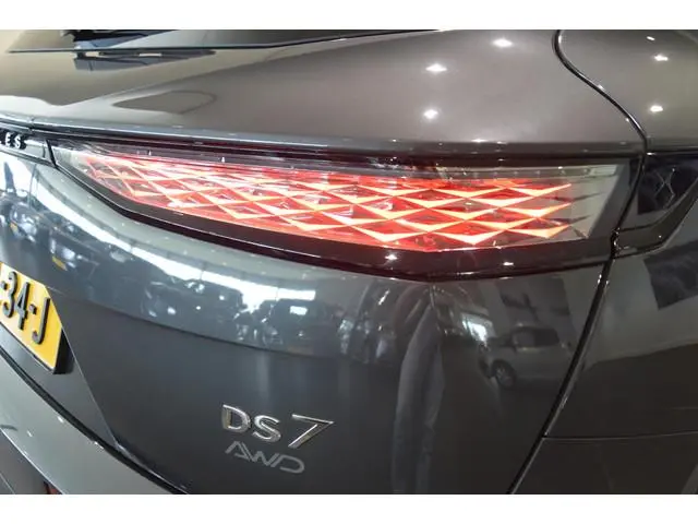 DS DS 7
