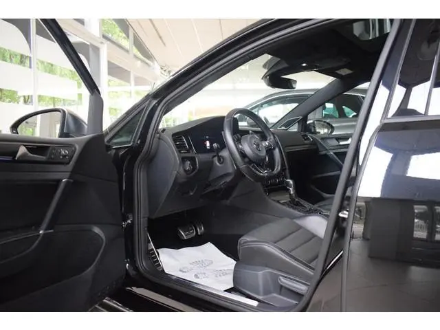 Volkswagen Golf 2.0 TSI 4Motion R FULL OPTIONS! AKRAPOVIc|PANO|LED