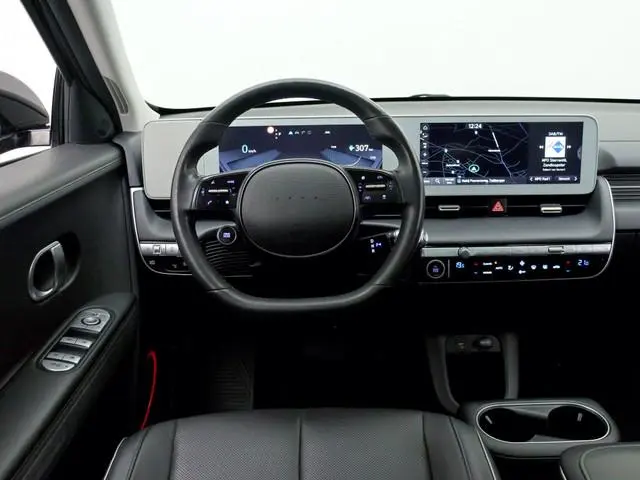 Hyundai IONIQ 5 Lounge 73kWh | Panoramadak | SOH 94.0% | All-seasonbanden