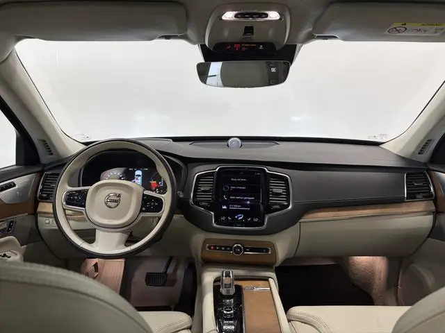 Volvo XC90 T8 Twin Engine AWD Excellence "Uniek" Luchtvering/ Stoel verw, Ventilatie, Massage Stoele...