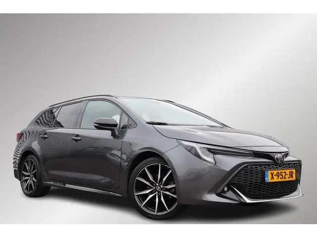 Toyota Corolla Touring Sports Hybrid 140 GR Sport, Trekhaak, Elektrische achterklep, Apple Carplay/A...