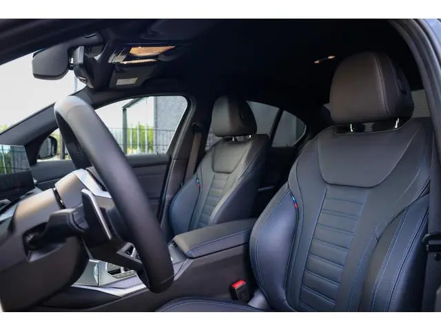 BMW 3-serie 330e | BTW | M-SPORT | ACC | HUD | 360 | MEMORY | KEYLESS |