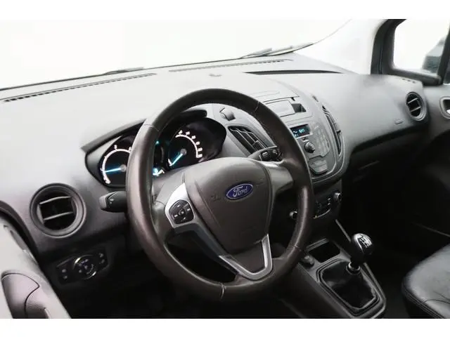 Ford Transit Courier