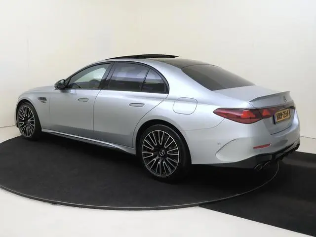 Mercedes-Benz E-klasse AMG 53 4MATIC+ Night Edition / Panoramadak/ SUPERSCREEN/ DYNAMIC PLUS/ Front...