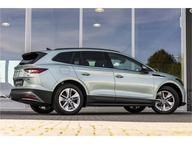 ŠKODA Enyaq iV 60 Business Edition Plus | Camera | 19" | ACC