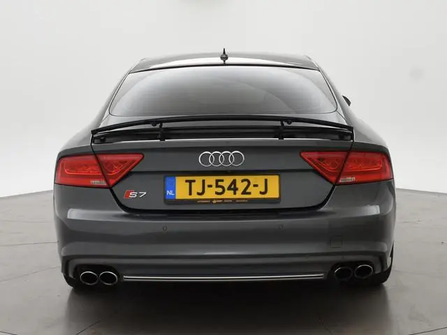 Audi S7