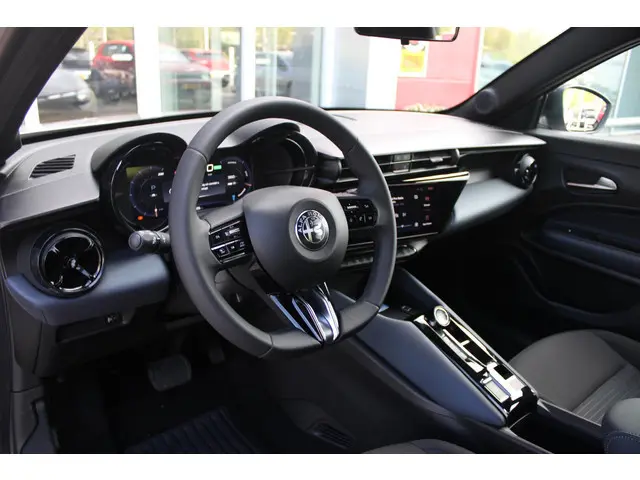 Alfa Romeo Junior