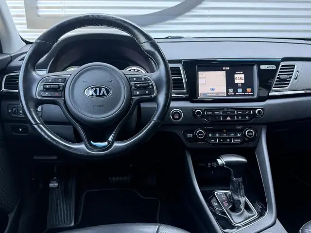 Kia Niro 1.6 GDi Hybrid ExecutiveLine 2e Eigenaar|Adap Cruise|Camera|Stoel verw+Vent|Stuurverw|Trekh...