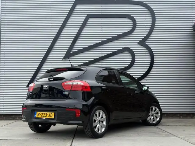 Kia Rio 1.4 CVVT ExecutiveLine 1e Eigenaar|Navi|Camera|Stoelverwarming|Clima|APK tot 12-2026