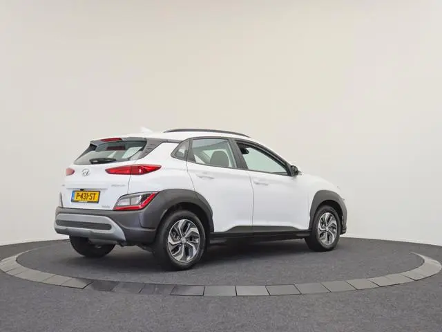Hyundai Kona 1.6 GDI HEV Comfort Smart | All-seasonbanden | Navigatie