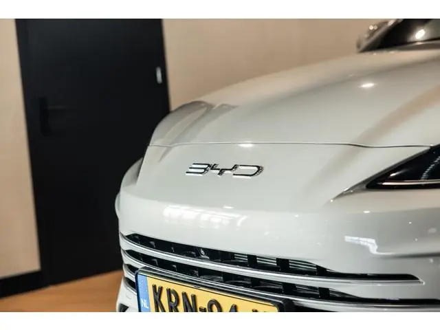 BYD SEAL U