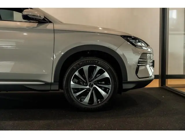BYD SEAL U