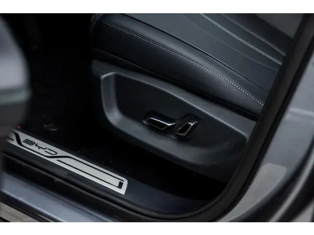 BYD SEAL U