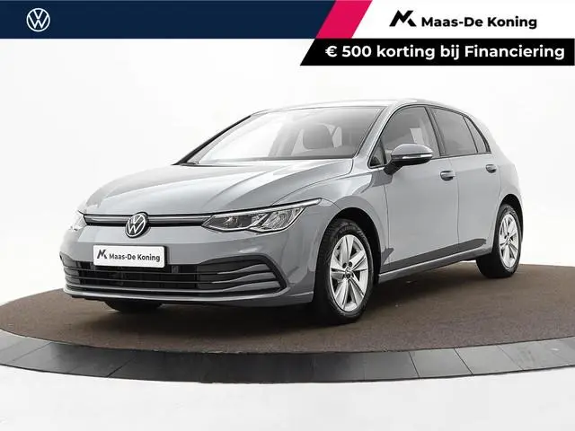 Volkswagen Golf 1.0 eTSI 110pk DSG Life · Camera · Apple/Android Car Play · Navigatie · P-Sensoren ·...