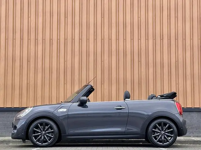 MINI Mini Cabrio 2.0 Cooper S Night Jack Edition | 192 PK | Achteruitrijcamera | Adaptieve Cruise Co...