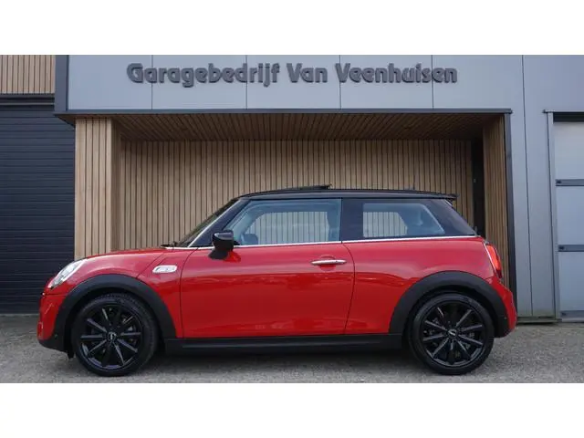 MINI Cooper S 2.0 192pk 3Drs Chili Pano.Dak H&K Leder 17inch LM LED Keyless 48960km!