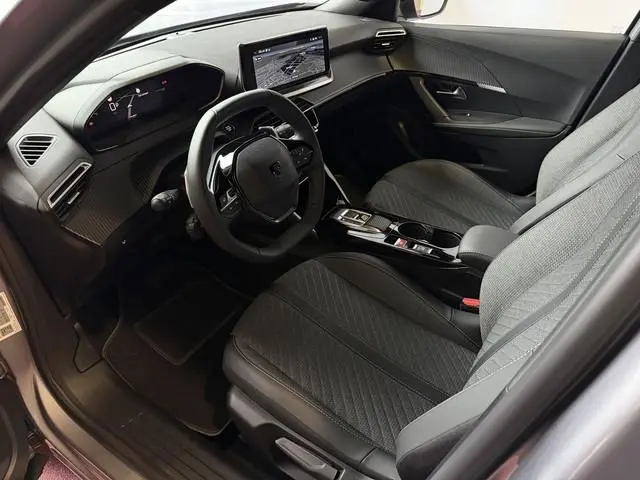 Peugeot 2008 1.2 HYBRID 145e ALLURE CARPLAY I-COCKPIT PEUGEOT NAVI 360.CAMERA ADAP.CRUISE ✅Top Auto...