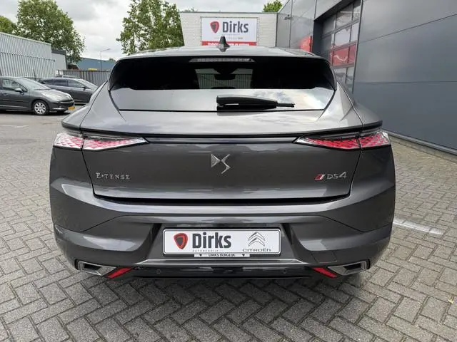 DS DS 4