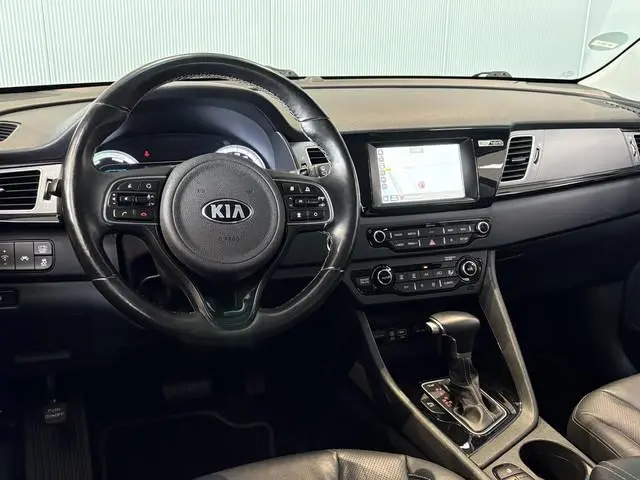 Kia Niro 1.6 GDi Hybrid BusinessLine trekhaak - Leer