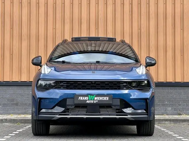 Lynk & Co 01 1.5 | Black Pakket Optioneel | Zwarte Hemel | Panoramadak | Adaptive Cruise Control | 3...