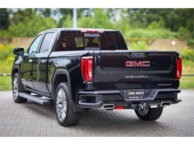 GMC Sierra