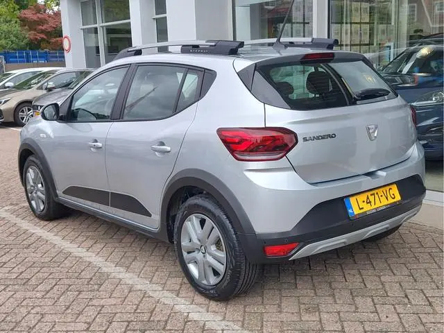 Dacia Sandero Stepway 1.0 TCe 90 COMFORT AUTOMAAT Dodehoeksensoren | Navi | Keyless