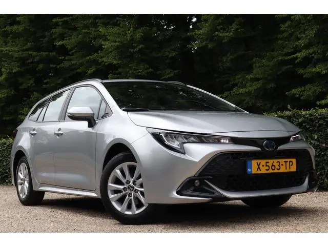 Toyota Corolla Touring Sports Hybrid 140 Active | Camera | Carplay |