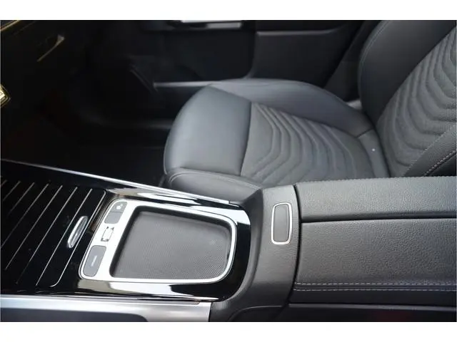 Mercedes-Benz EQB 250+ Business Line 7p. 71 kWh Adaptive Cruise