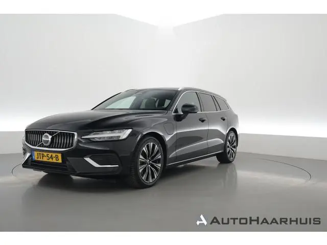 Volvo V60 T6 Plug-in hybrid Plus Bright | Long range | Pilot Assist | Bliss | Google info. | CarPlay...
