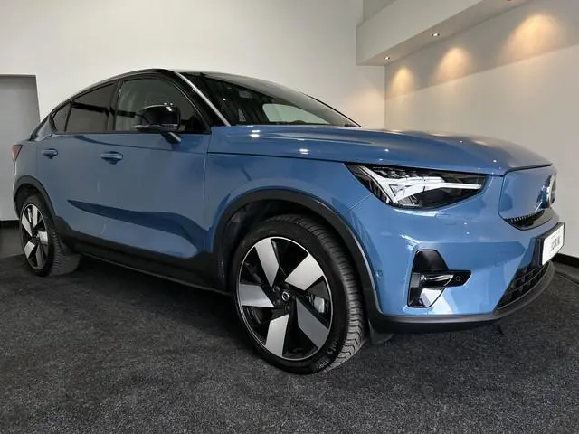 Volvo C40 Recharge Twin Intro Edition 78 kWh | panoramadak | adaptieve cruise control |  Soh (batter...