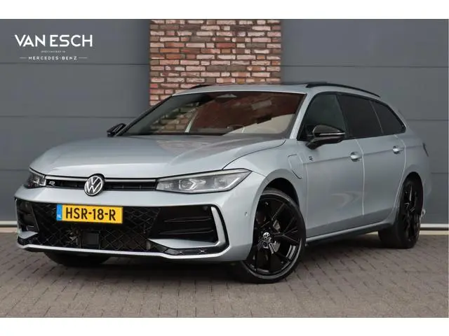 Volkswagen Passat Variant 1.5 eHybrid R-Line Edition | ACC | Panoramadak | Harman&Kardon | Massage |...