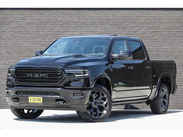 Dodge Ram 1500 5.7 Hemi V8 401Pk 4x4  Crew Cab | Limited | Luchtvering | Panoramadak | 5-Persoons |...