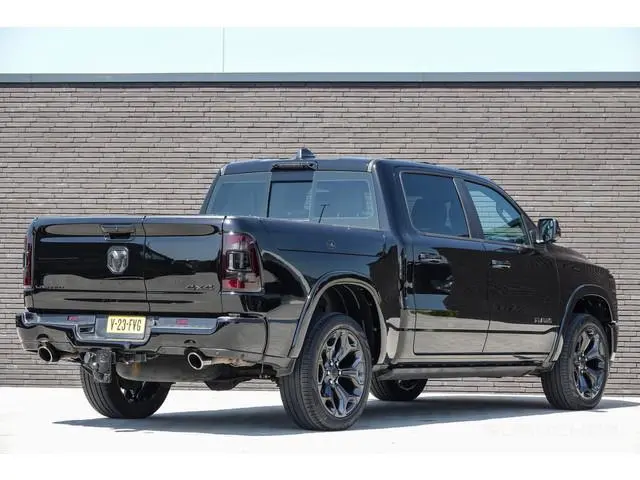 Dodge Ram 1500 5.7 Hemi V8 401Pk 4x4  Crew Cab | Limited | Luchtvering | Panoramadak | 5-Persoons |...