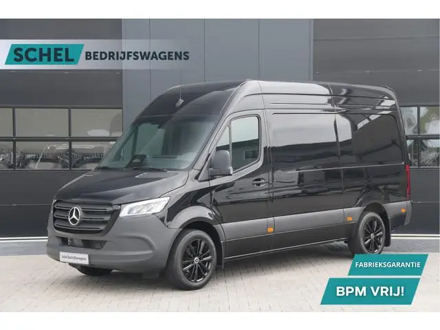 Mercedes-Benz Sprinter 317CDI L2H2 Select - LED - Mbux 10 - 3.5t Trekhaak - Geveerde Stoel - Betimme...