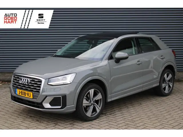 Audi Q2 35 TFSI  Epic Panoramadak Full-Led Camera Navigatie Adaptive-Cruise