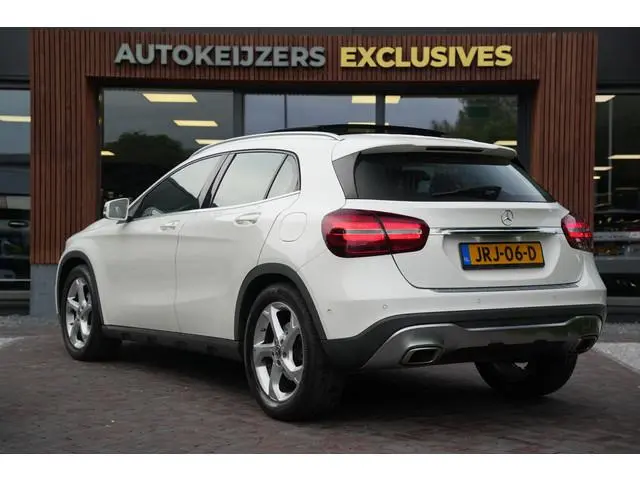 Mercedes-Benz GLA-klasse 180 Business Solution Pano Led