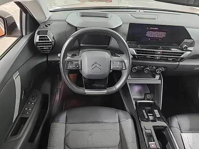 Citroën C4 1.2 Puretech Business Plus 1e-Eig. & Dealer-Onderh. BOVAG-Garantie. NL-Auto.