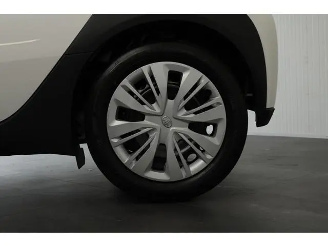 Toyota Aygo X Hybrid 115 play, Nieuw, in juli leverbaar met €1500,- inruilpremie!!