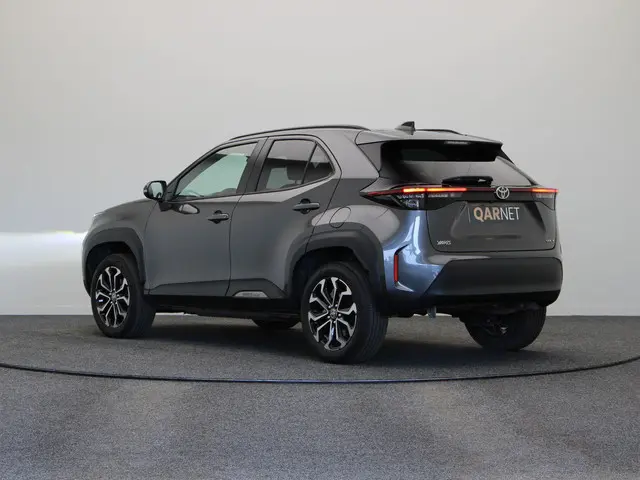 Toyota Yaris Cross 1.5 Hybrid 115 Dynamic | Stoelverwarming | Stuurwielverwarming | Apple Carplay &...