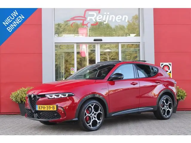 Alfa Romeo Tonale 1.5T 160PK Hybrid Veloce TECHNOLOGY PACK: PARKEERWAARSCHUWING VOOR EN ACHTER/360°...