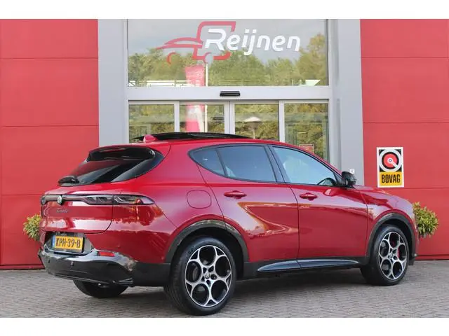 Alfa Romeo Tonale 1.5T 160PK Hybrid Veloce TECHNOLOGY PACK: PARKEERWAARSCHUWING VOOR EN ACHTER/360°...