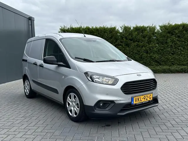 Ford Transit Courier
