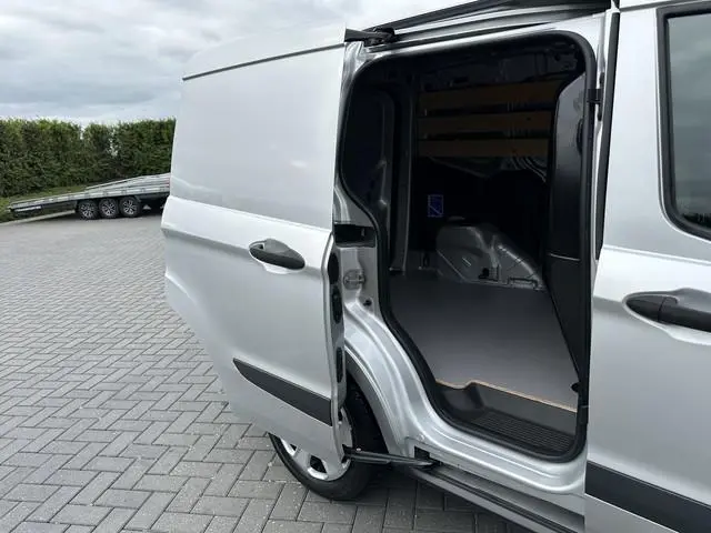 Ford Transit Courier