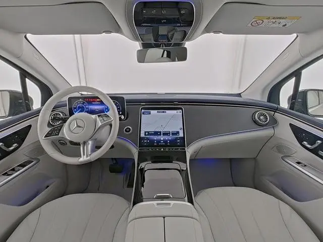 Mercedes-Benz EQE