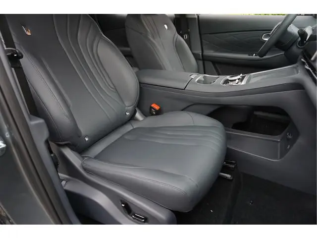 Geely Starray EM-i