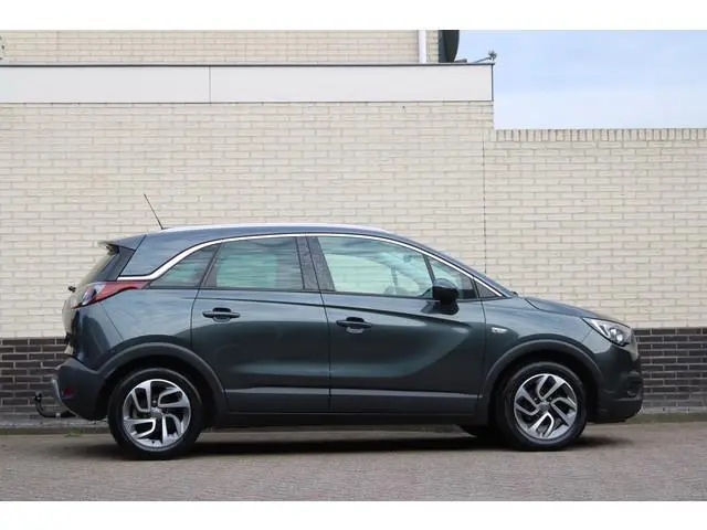Opel Crossland X 1.2 Innovation | Winterpack | Trekhaak | Navigatie | Keyless | Parkeersensoren voor...