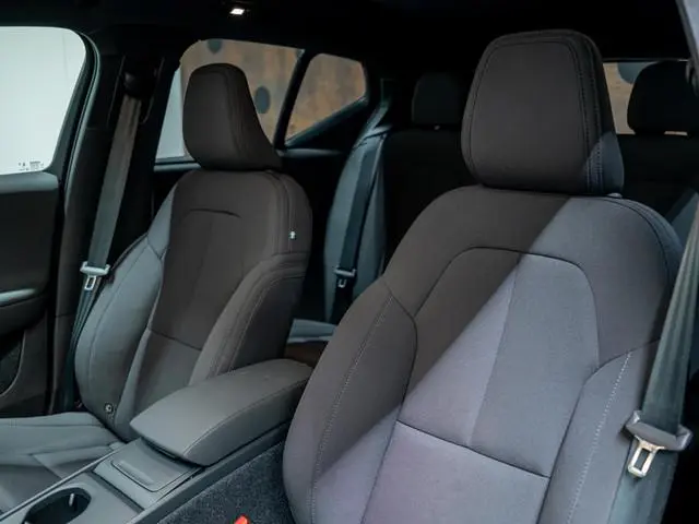 Volvo EX40