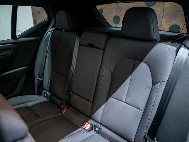 Volvo EX40