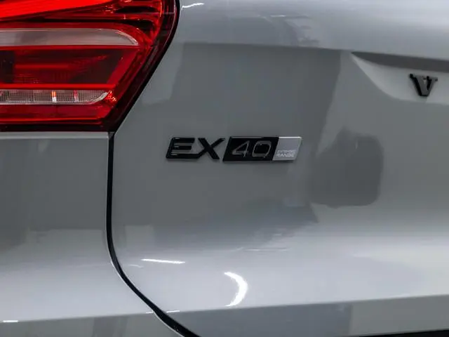 Volvo EX40